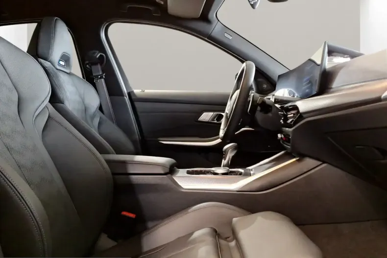 BMW M3 (Seria 3) din 2025 cu 9.582 km - oferta BMW215037 - foto 5