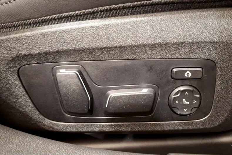 BMW M3 (Seria 3) din 2025 cu 9.582 km - oferta BMW215037 - foto 18