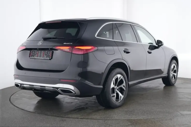 Mercedes-Benz GLC 300 (Clasa GLC) din 2024 cu 23.245 km - oferta MER215041 - foto 2