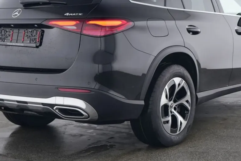 Mercedes-Benz GLC 300 (Clasa GLC) din 2024 cu 23.245 km - oferta MER215041 - foto 3