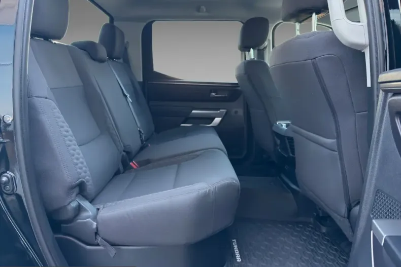 Toyota Tundra din 2024 cu 50.560 km - oferta TOY215045 - foto 14