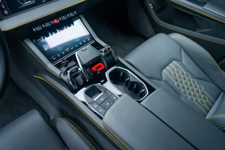 Lamborghini Urus din 2025 cu 8.600 km - oferta LAM215053 - foto 22