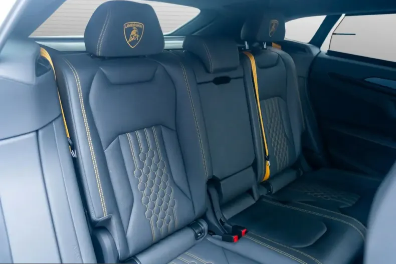 Lamborghini Urus din 2025 cu 8.600 km - oferta LAM215053 - foto 25