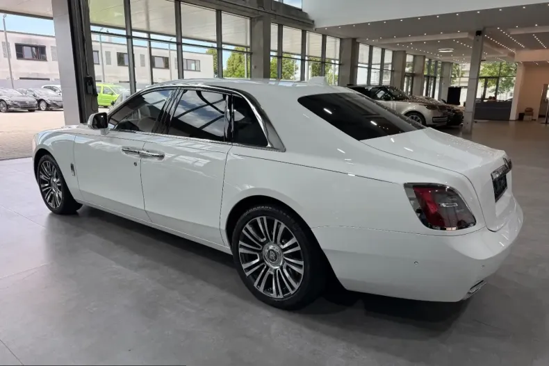 Rolls-Royce Ghost din 2023 cu 64.000 km - oferta ROL215055 - foto 10