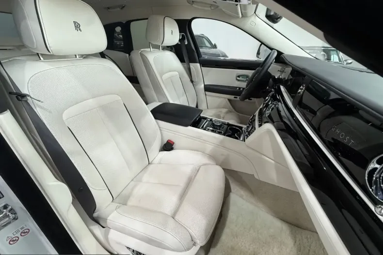 Rolls-Royce Ghost din 2023 cu 64.000 km - oferta ROL215055 - foto 15