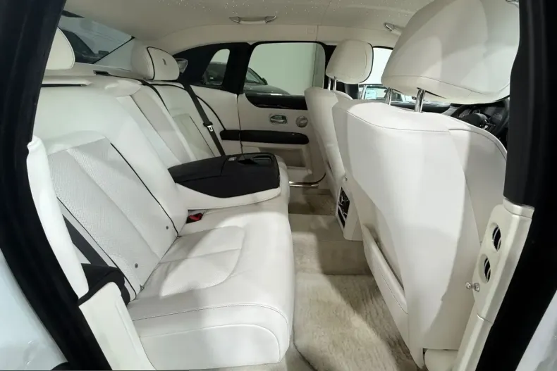 Rolls-Royce Ghost din 2023 cu 64.000 km - oferta ROL215055 - foto 17