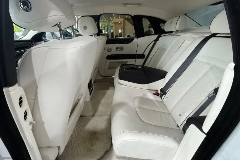Rolls-Royce Ghost din 2023 cu 64.000 km - oferta ROL215055 - foto 21