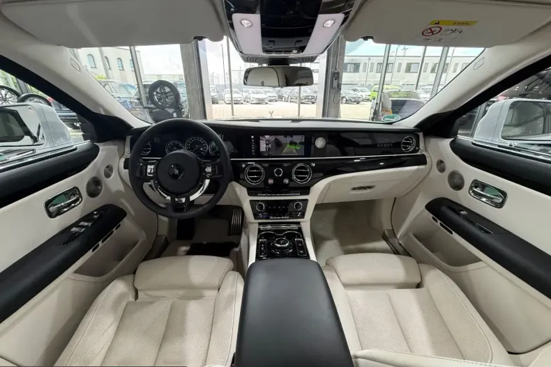 Rolls-Royce Ghost din 2023 cu 64.000 km - oferta ROL215055 - foto 28