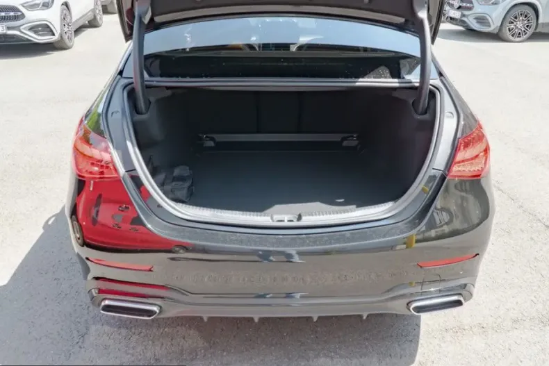 Mercedes-Benz C 200 (Clasa C) din 2025 cu 14.099 km - oferta MER215069 - foto 10