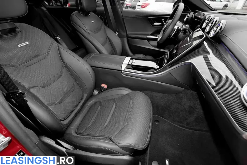 Mercedes-Benz C 43 AMG (Clasa C) din 2025 cu 10.000 km - oferta MER215070 - foto 4