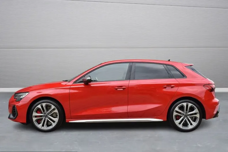 Audi S3 din 2025 cu 7.950 km - oferta AUD215077 - foto 4
