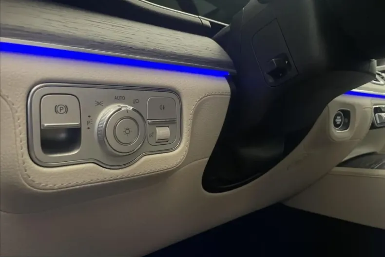 Mercedes-Benz GLE 400 (Clasa GLE) din 2022 cu 53.230 km - oferta MER215082 - foto 11