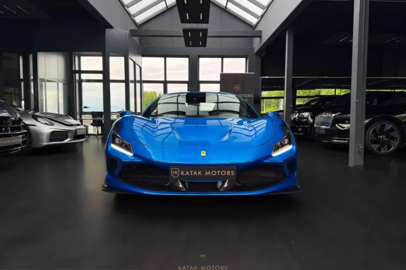 Ferrari F8 din 2021 cu 22.785 km - oferta FER215083 - foto 3