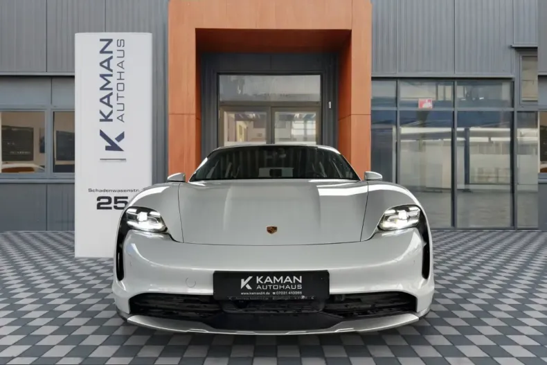 Porsche Taycan din 2024 cu 3.000 km - oferta POR215087 - foto 2