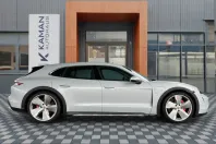 Porsche Taycan din 2024 cu 3.000 km - oferta POR215087 - foto 8