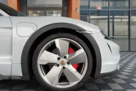 Porsche Taycan din 2024 cu 3.000 km - oferta POR215087 - foto 9
