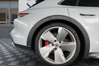 Porsche Taycan din 2024 cu 3.000 km - oferta POR215087 - foto 12