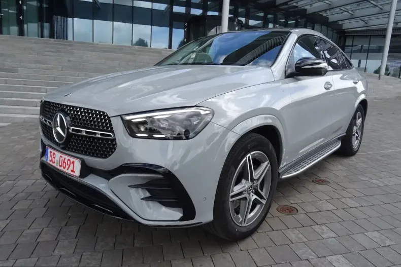 Mercedes-Benz GLE 300 (Clasa GLE) din 2024 cu 29.600 km - oferta MER215089 - foto 2