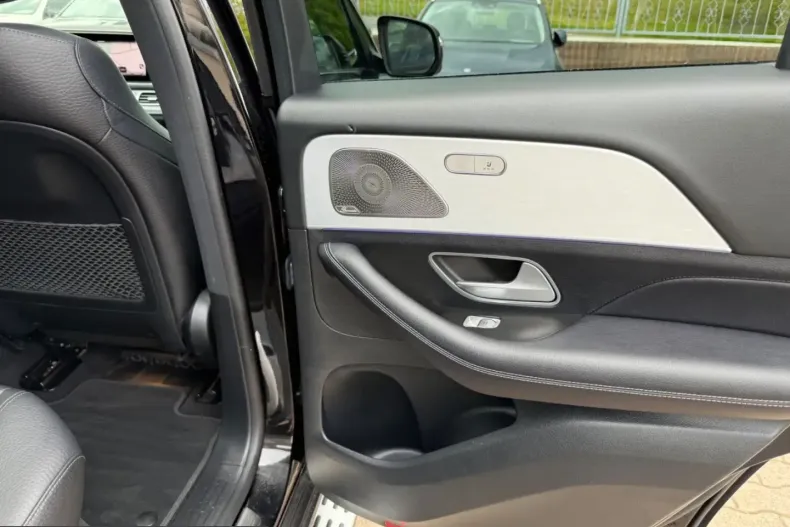 Mercedes-Benz GLE 350 (Clasa GLE) din 2024 cu 92.500 km - oferta MER215091 - foto 26