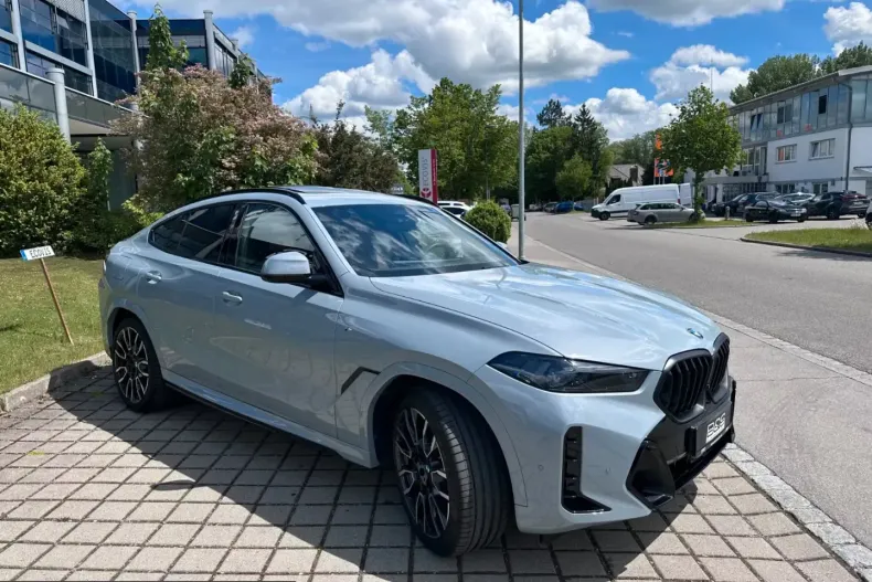 BMW X6 (Seria X) din 2026 cu 5.800 km - oferta BMW215097 - foto 1
