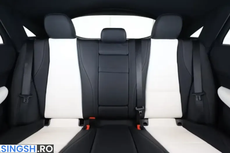 Mercedes-Benz GLE 300 (Clasa GLE) din 2025 cu 31.450 km - oferta MER215098 - foto 7