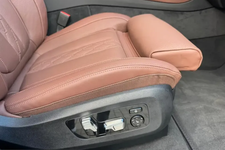 BMW X6 (Seria X) din 2025 cu 4.100 km - oferta BMW215099 - foto 12