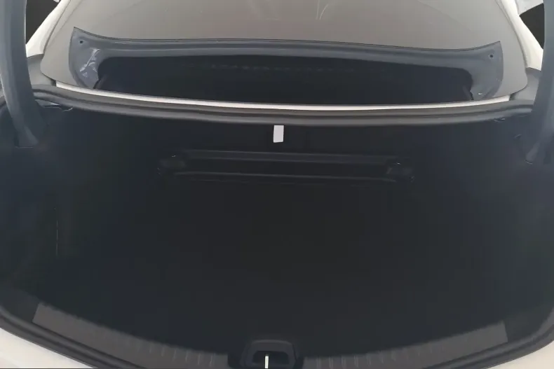 Mercedes-Benz CLE 300 (Clasa CLE) din 2025 cu 13.021 km - oferta MER215111 - foto 11