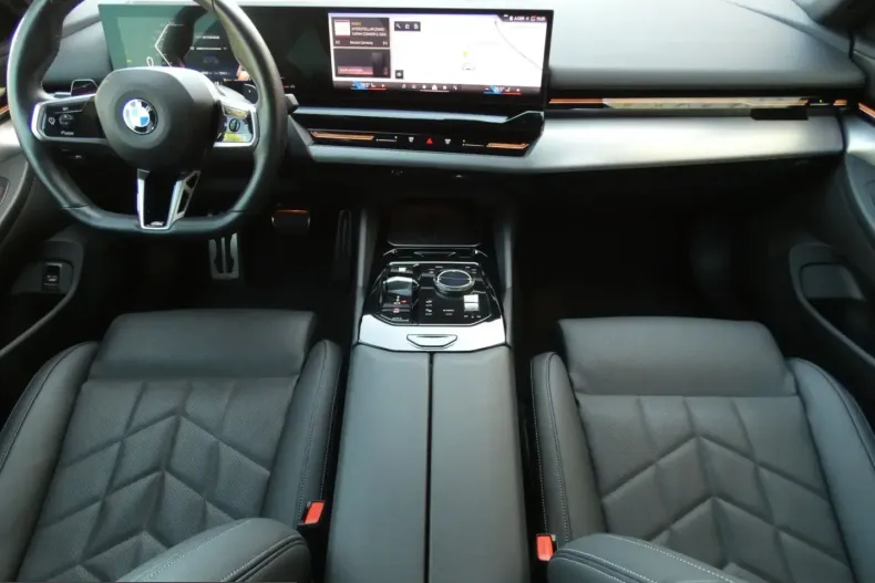 BMW 520 (Seria 5) din 2024 cu 48.036 km - oferta BMW215118 - foto 17