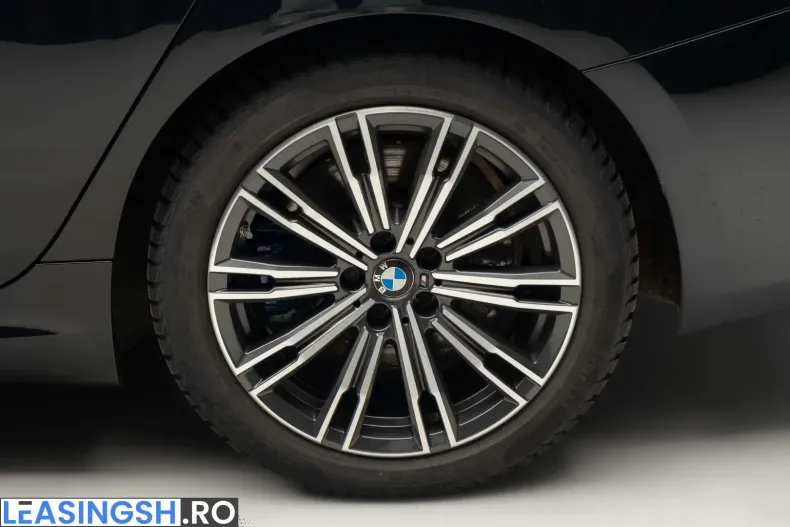BMW 320 (Seria 3) din 2024 cu 36.600 km - oferta BMW215125 - foto 14