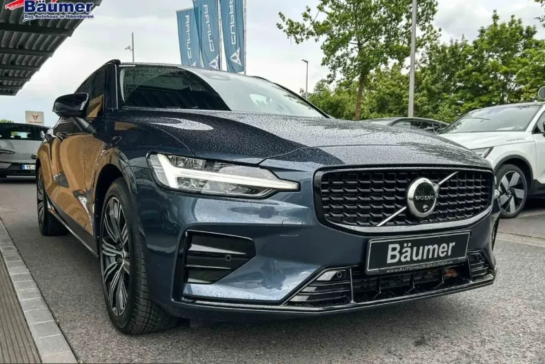 Volvo V60 din 2025 cu 16.670 km - oferta VOL215128 - foto 1