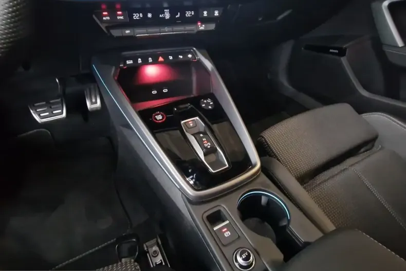 Audi S3 din 2025 cu 10.248 km - oferta AUD215129 - foto 14