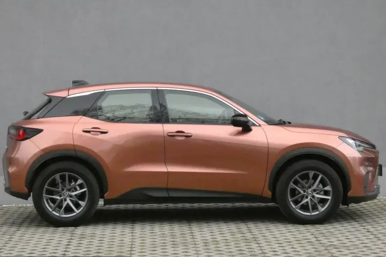 Lexus LBX din 2024 cu 4.362 km - oferta LEX215141 - foto 3