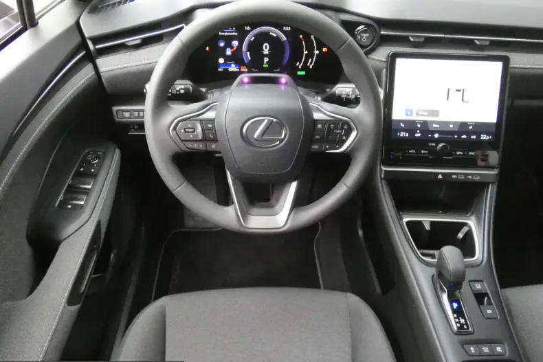 Lexus LBX din 2024 cu 4.362 km - oferta LEX215141 - foto 9