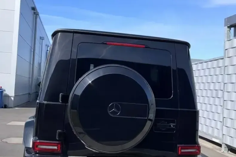 Mercedes-Benz G 450 (Clasa G) din 2025 cu 13.500 km - oferta MER215145 - foto 2