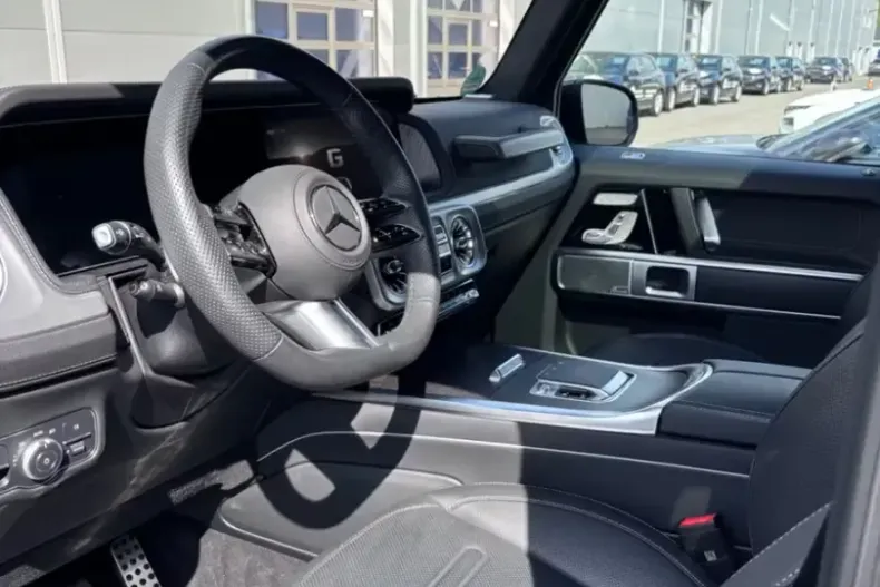 Mercedes-Benz G 450 (Clasa G) din 2025 cu 13.500 km - oferta MER215145 - foto 7