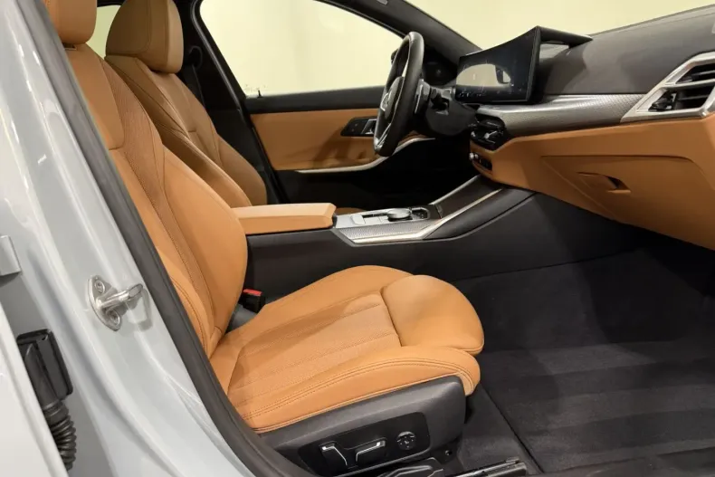 BMW M340i (Seria 3) din 2025 cu 7.094 km - oferta BMW215150 - foto 11