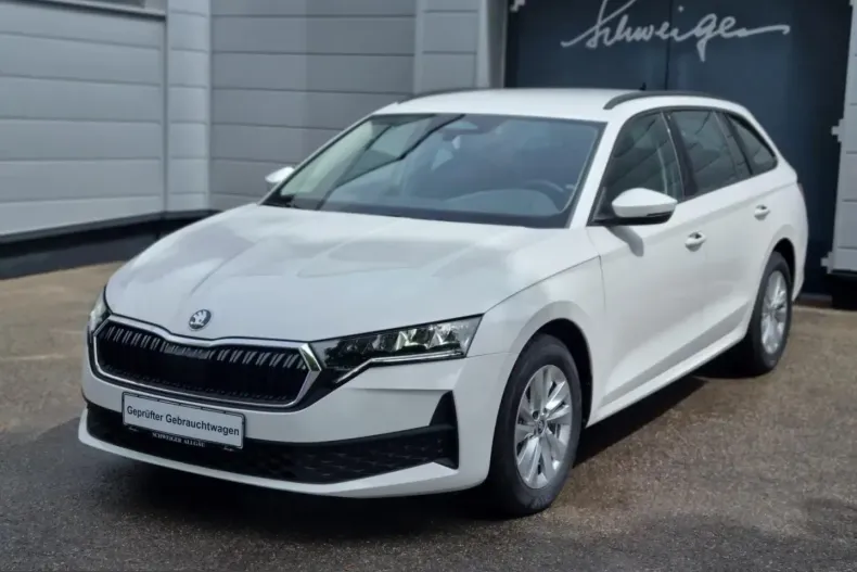 Skoda Octavia din 2025 cu 50 km - oferta SKO215153 - foto 3