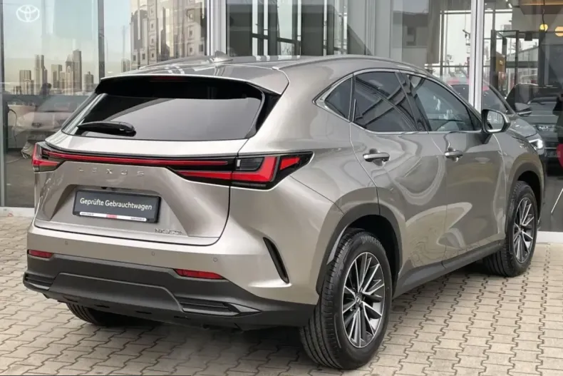 Lexus NX 350h din 2025 cu 4.981 km - oferta LEX215154 - foto 4