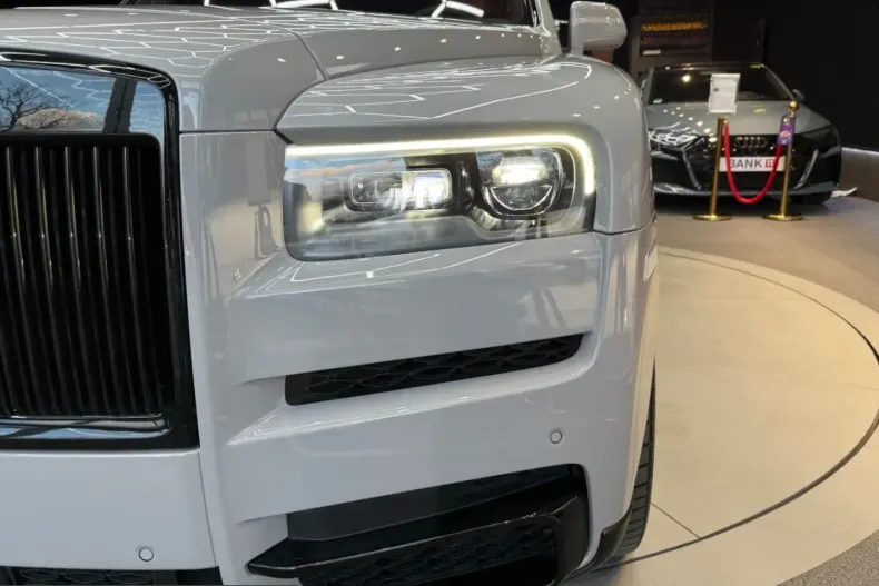 Rolls-Royce Cullinan din 2024 cu 46.973 km - oferta ROL215160 - foto 13