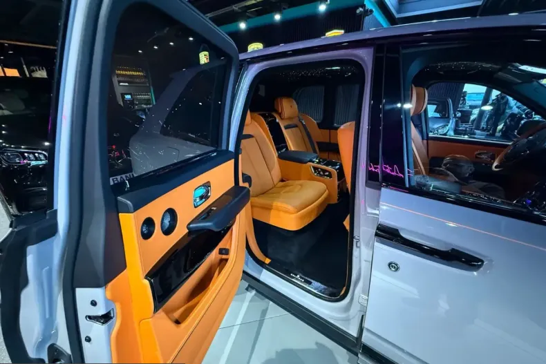 Rolls-Royce Cullinan din 2024 cu 46.973 km - oferta ROL215160 - foto 23