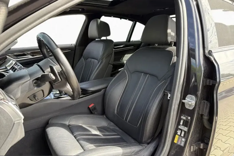 BMW 530 (Seria 5) din 2021 cu 63.182 km - oferta BMW215165 - foto 9