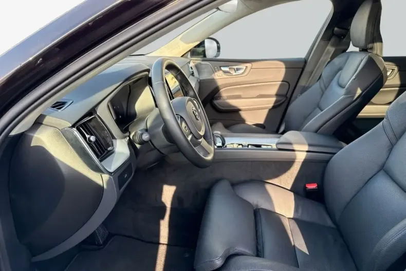Volvo XC60 din 2024 cu 17.942 km - oferta VOL215166 - foto 10