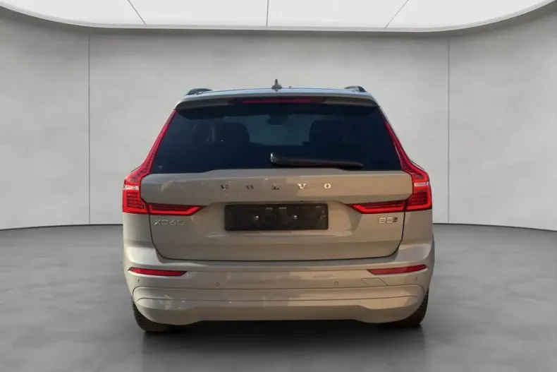 Volvo XC60 din 2024 cu 3.662 km - oferta VOL215168 - foto 4