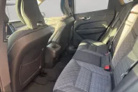 Volvo XC60 din 2024 cu 3.662 km - oferta VOL215168 - foto 14