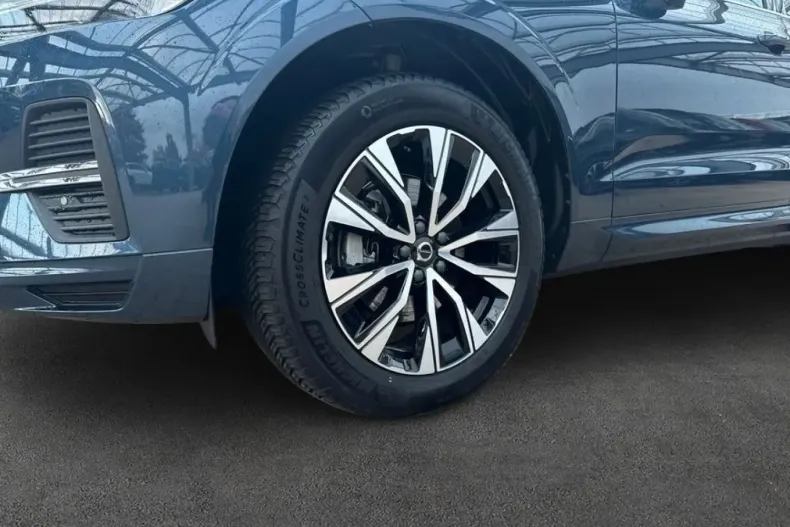 Volvo XC60 din 2024 cu 10.653 km - oferta VOL215170 - foto 6