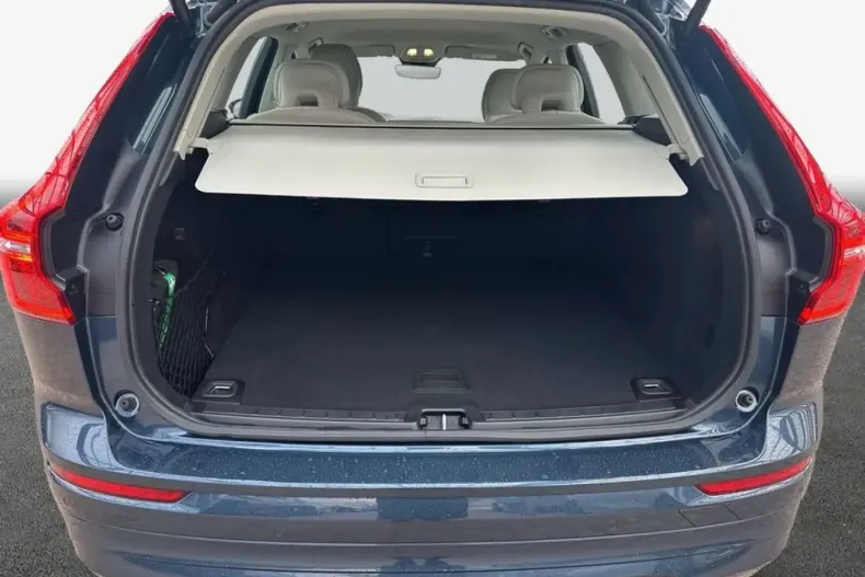 Volvo XC60 din 2024 cu 10.653 km - oferta VOL215170 - foto 8