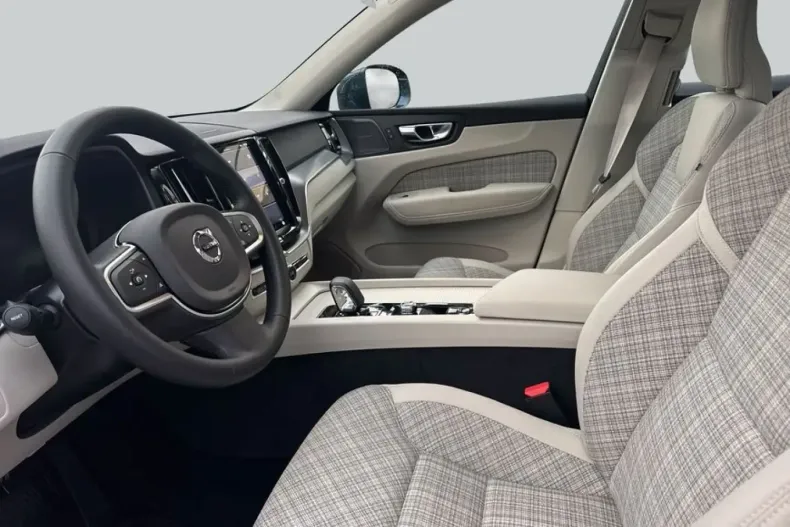Volvo XC60 din 2024 cu 10.653 km - oferta VOL215170 - foto 9