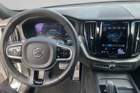 Volvo XC60 din 2022 cu 45.100 km - oferta VOL215174 - foto 13