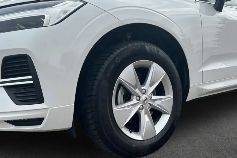Volvo XC60 din 2024 cu 22.110 km - oferta VOL215176 - foto 5