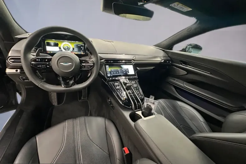 Aston Martin V8 Vantage din 2025 cu 3.800 km - oferta AST215178 - foto 10